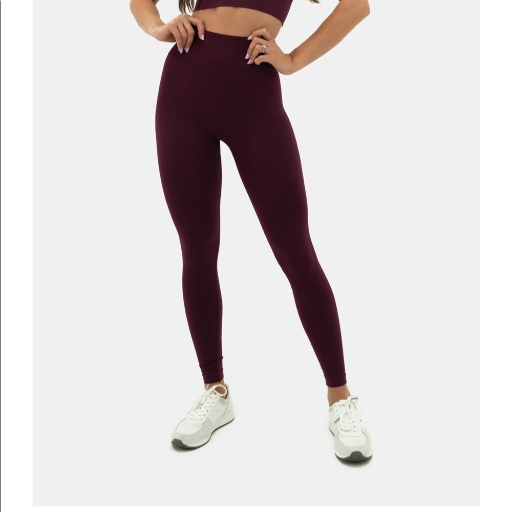 Balance athletica amethyst leggings